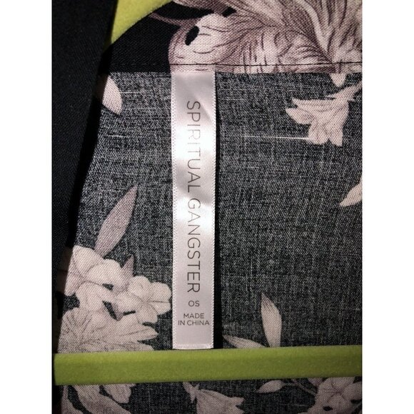 Spiritual Gangster One Size Black White Floral Tie Front Short Robe Rayon Kimono - Picture 5 of 6